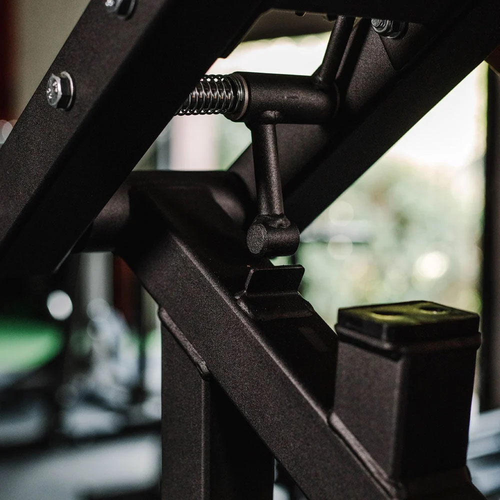 Plate-Loaded Deltoid And Shoulder Press Machine - Image 11