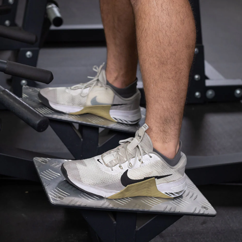 Plate-Loaded Standing T-Bar Row - Image 8