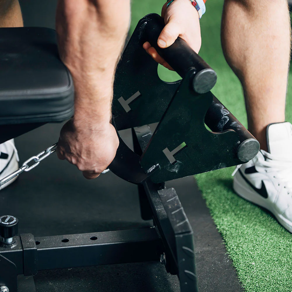 Triangle Grip Cable Machine Attachment - Image 5